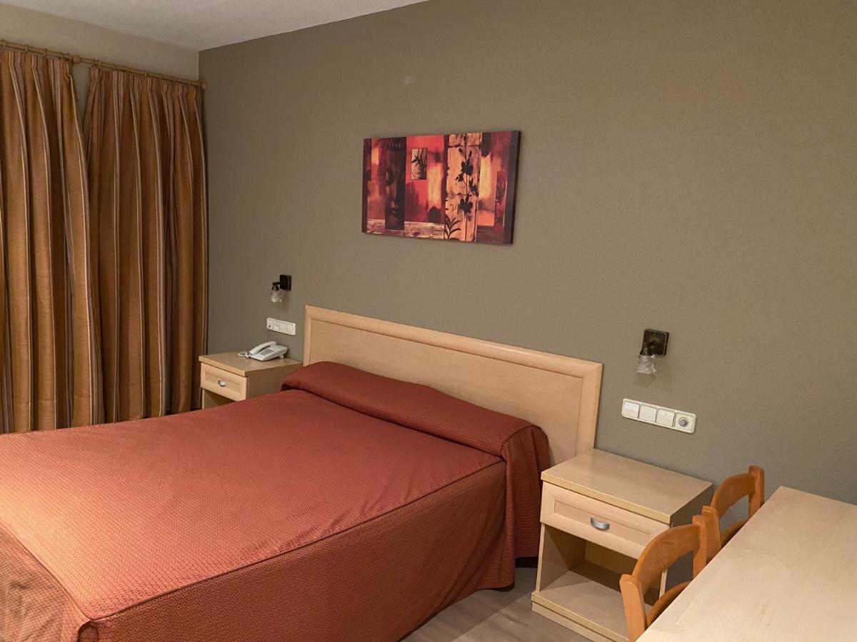 Hotel La Union Humanes de Madrid Exteriér fotografie